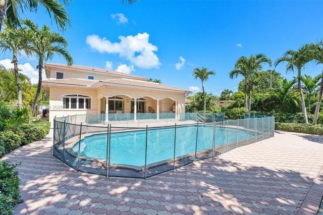 3765 Prairie Ave 3765, Miami Beach, FL 33140