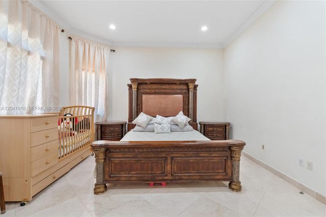3765 Prairie Ave 3765, Miami Beach, FL 33140