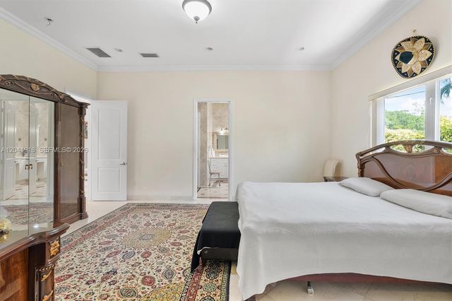3765 Prairie Ave 3765, Miami Beach, FL 33140