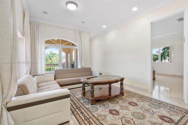 3765 Prairie Ave 3765, Miami Beach, FL 33140