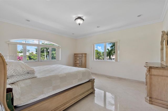 3765 Prairie Ave 3765, Miami Beach, FL 33140