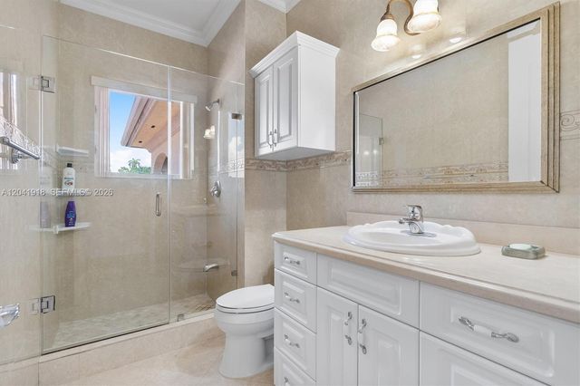 3765 Prairie Ave 3765, Miami Beach, FL 33140