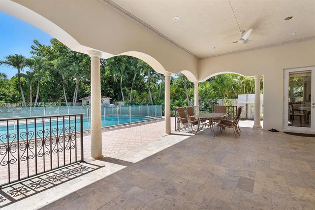 3765 Prairie Ave 3765, Miami Beach, FL 33140