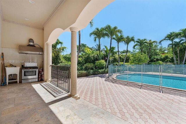 3765 Prairie Ave 3765, Miami Beach, FL 33140