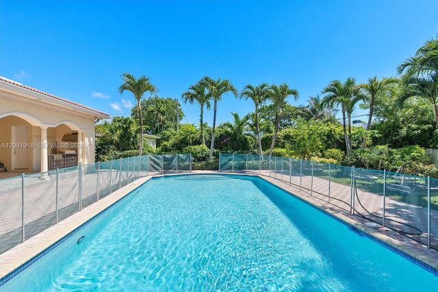 3765 Prairie Ave 3765, Miami Beach, FL 33140