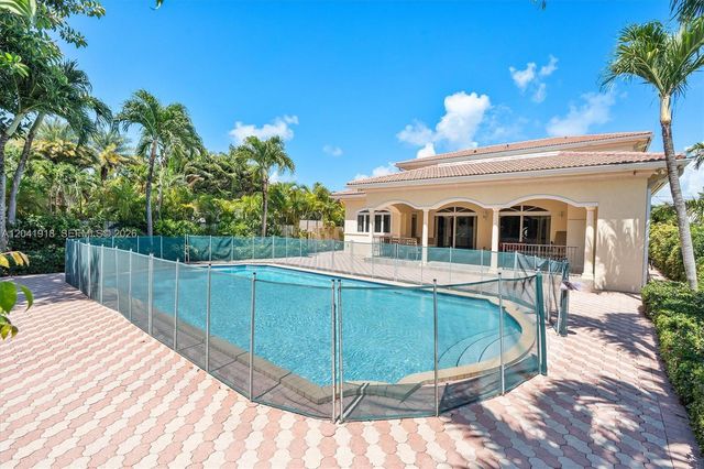 3765 Prairie Ave 3765, Miami Beach, FL 33140