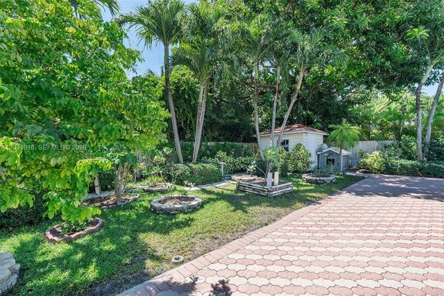 3765 Prairie Ave 3765, Miami Beach, FL 33140