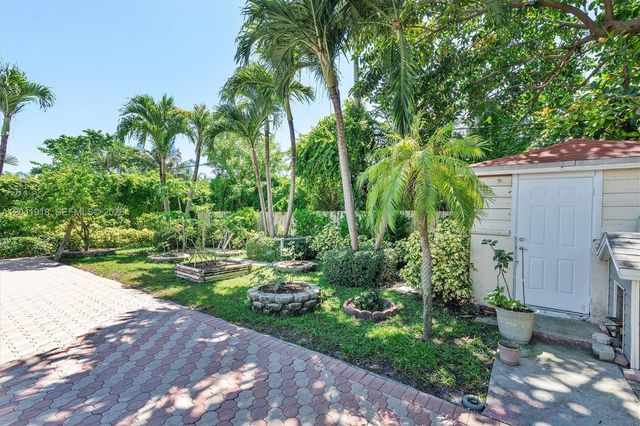 3765 Prairie Ave 3765, Miami Beach, FL 33140