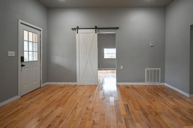 709 Ninth Street, Mena, AR 71953