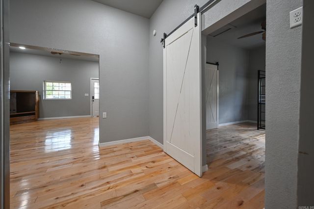 709 Ninth Street, Mena, AR 71953