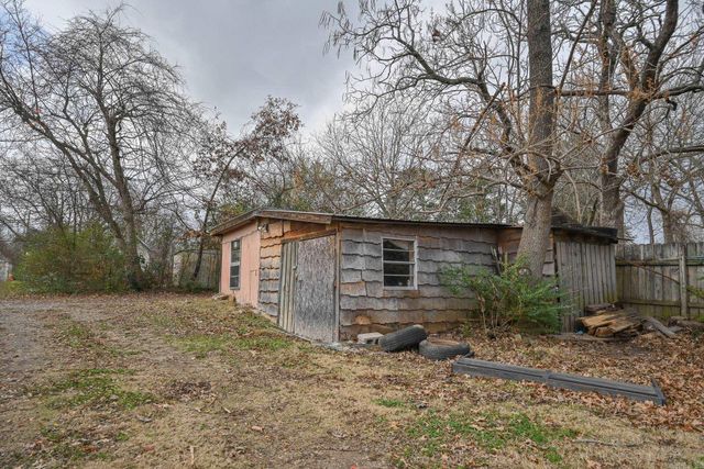 709 Ninth Street, Mena, AR 71953