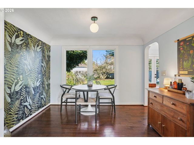 404 Ne 108TH Ave, Portland, OR 97220