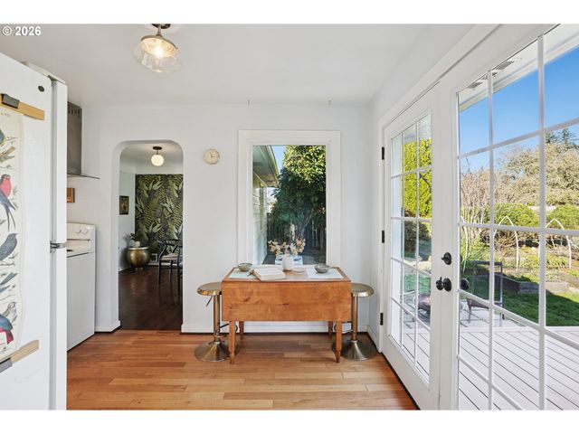 404 Ne 108TH Ave, Portland, OR 97220