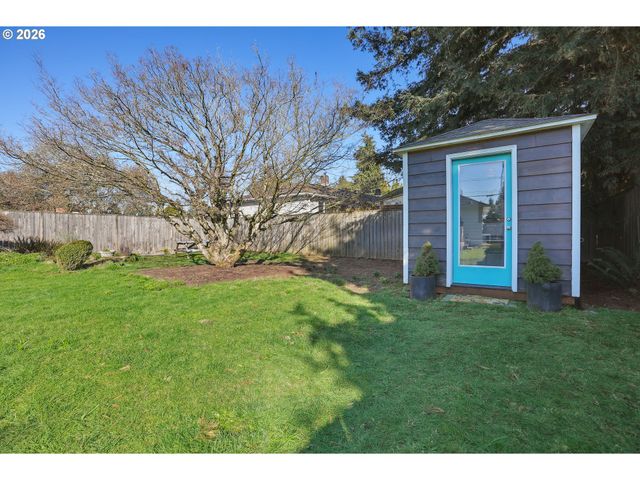 404 Ne 108TH Ave, Portland, OR 97220