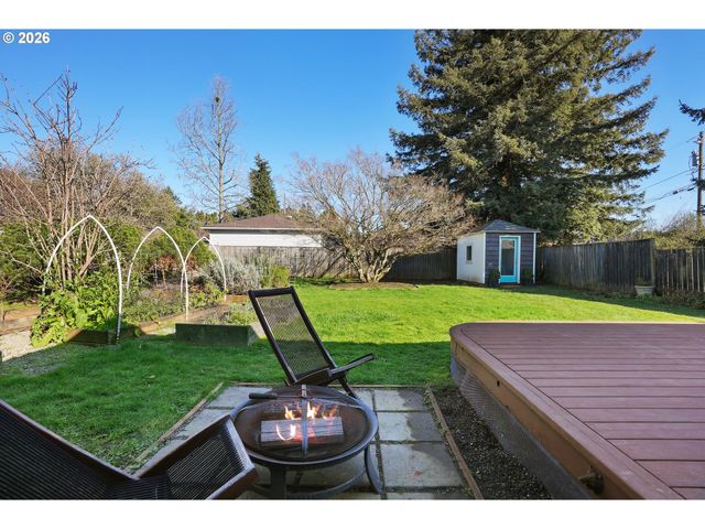 404 Ne 108TH Ave, Portland, OR 97220