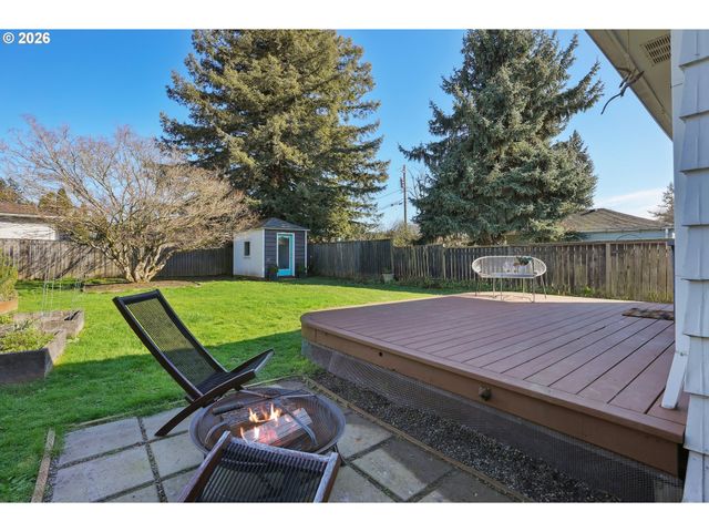 404 Ne 108TH Ave, Portland, OR 97220