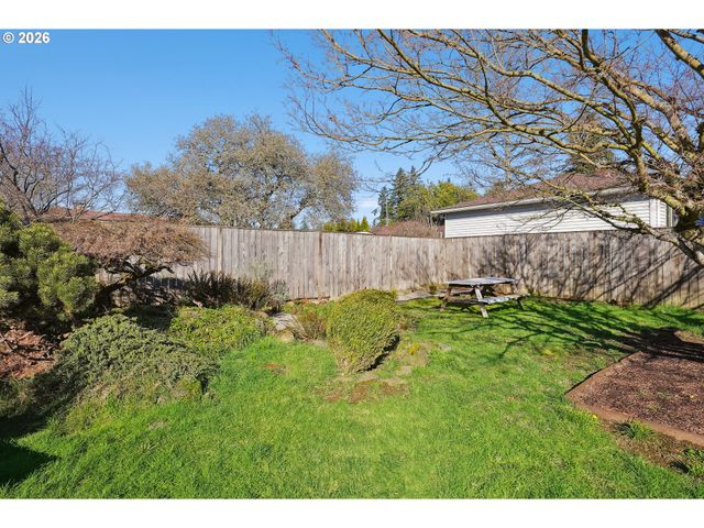 404 Ne 108TH Ave, Portland, OR 97220
