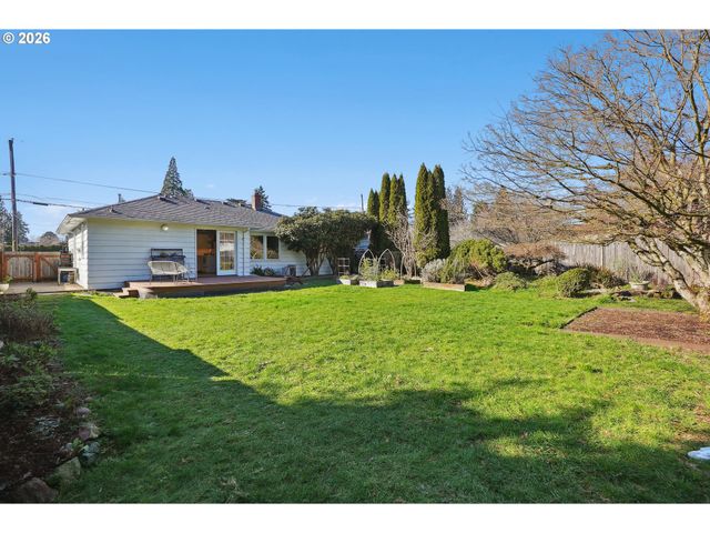 404 Ne 108TH Ave, Portland, OR 97220