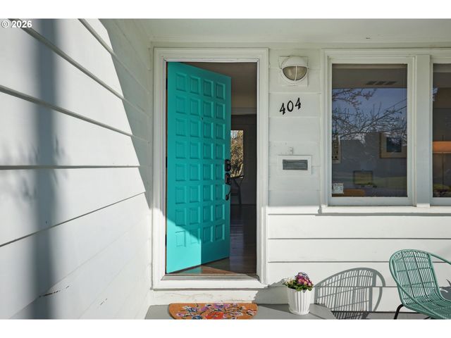 404 Ne 108TH Ave, Portland, OR 97220