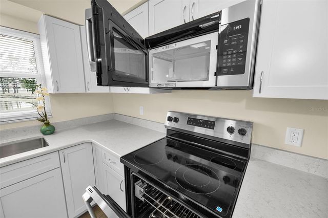 8315 BURGUNDY DRIVE N 8315, Pinellas Park, FL 33781