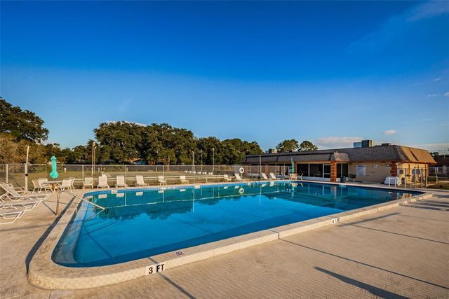 8315 BURGUNDY DRIVE N 8315, Pinellas Park, FL 33781