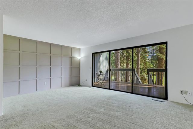 15430 Kingsbury Cir, Grass Valley, CA 95949