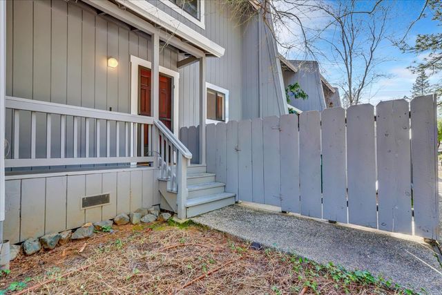 15430 Kingsbury Cir, Grass Valley, CA 95949