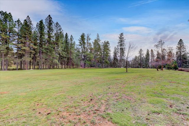 15430 Kingsbury Cir, Grass Valley, CA 95949