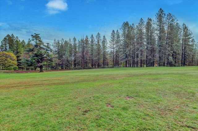 15430 Kingsbury Cir, Grass Valley, CA 95949