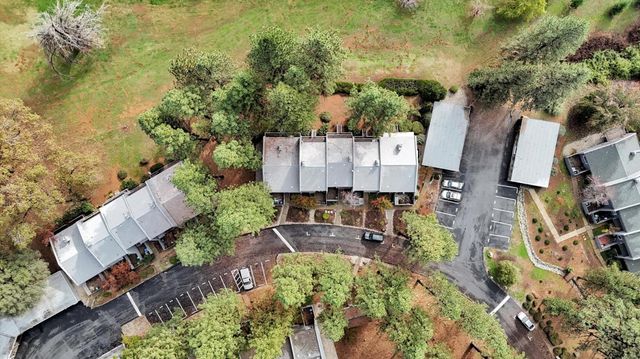 15430 Kingsbury Cir, Grass Valley, CA 95949