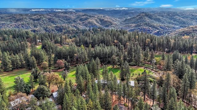 15430 Kingsbury Cir, Grass Valley, CA 95949