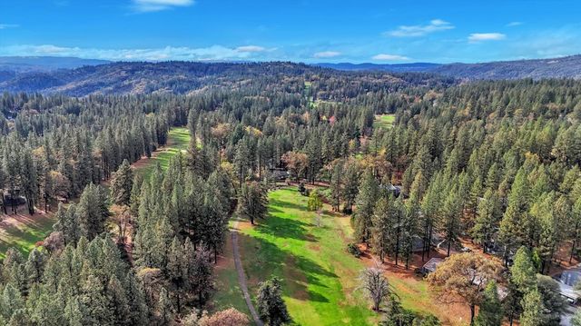 15430 Kingsbury Cir, Grass Valley, CA 95949