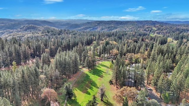 15430 Kingsbury Cir, Grass Valley, CA 95949