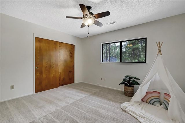 15430 Kingsbury Cir, Grass Valley, CA 95949