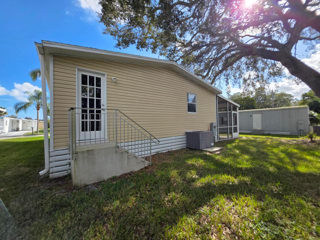 5 Hermosa Lane, Port St. Lucie, Port St Lucie, FL 34952