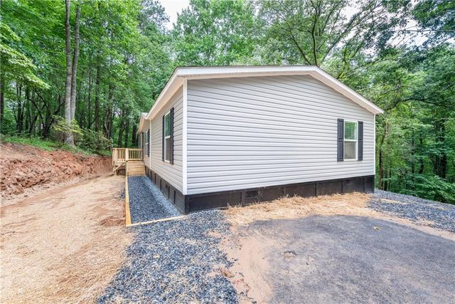 522 Refuge Valley Road, Jasper, GA 30143