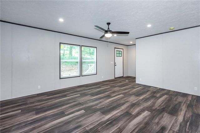 522 Refuge Valley Road, Jasper, GA 30143