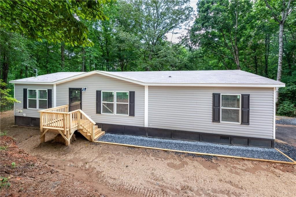 522 Refuge Valley Road, Jasper, GA 30143