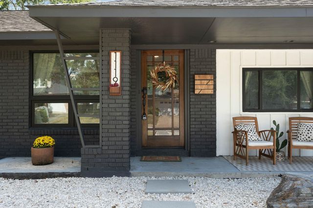 1119 W 30th Street, Houston, TX 77018