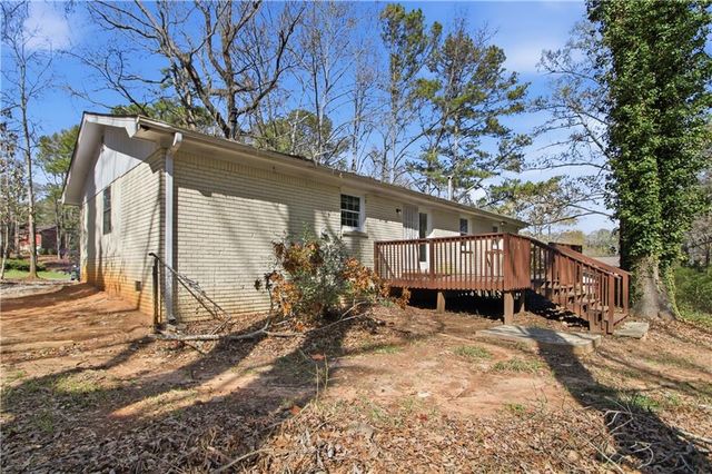 595 Sheppard Road, Stone Mountain, GA 30083