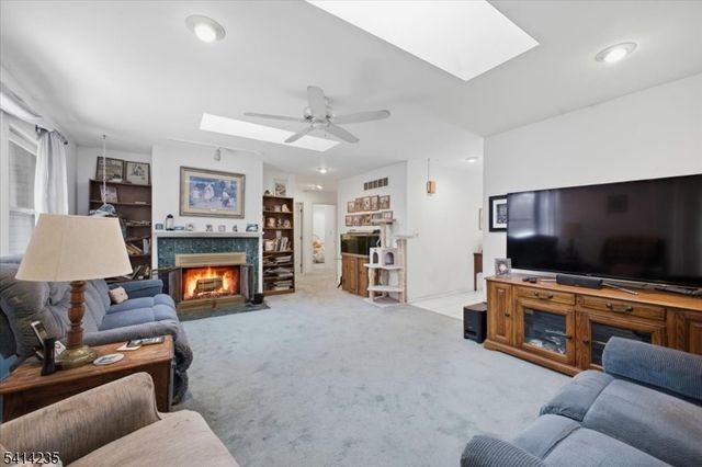 142 N Locust Lake Rd, Hope Twp., NJ 07825