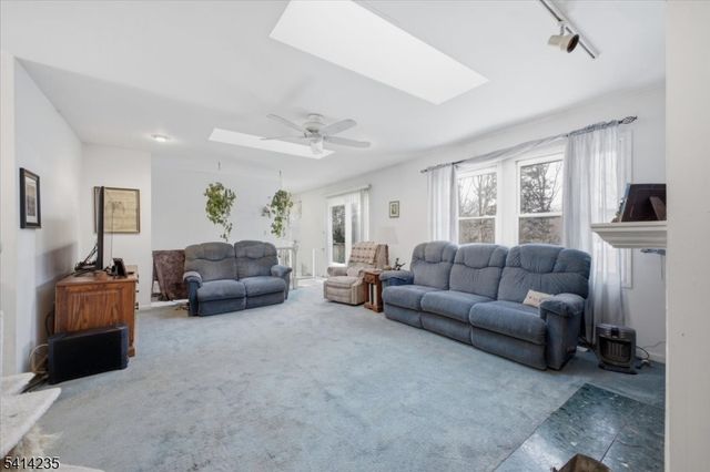 142 N Locust Lake Rd, Hope Twp., NJ 07825