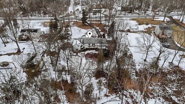 142 N Locust Lake Rd, Hope Twp., NJ 07825