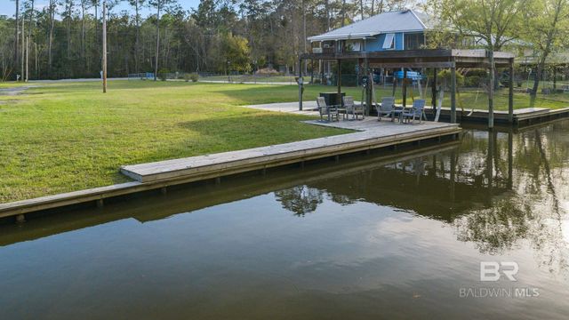 10225 Bayou Circle, Fairhope, AL 36532