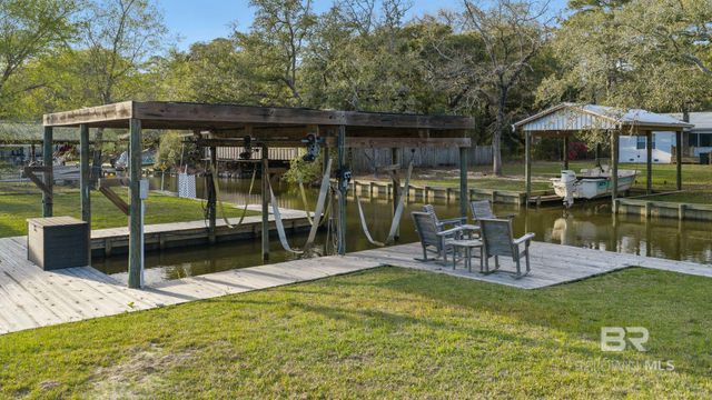 10225 Bayou Circle, Fairhope, AL 36532