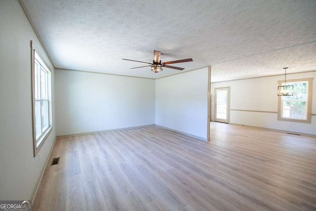 65 Habersham Circle NE, Cartersville, GA 30121