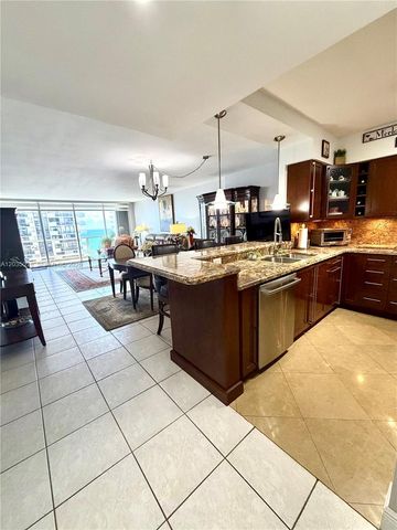 5700 Collins Avenue 14M, Miami Beach, FL 33140