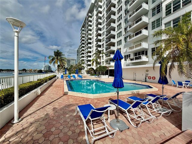 5700 Collins Avenue 14M, Miami Beach, FL 33140