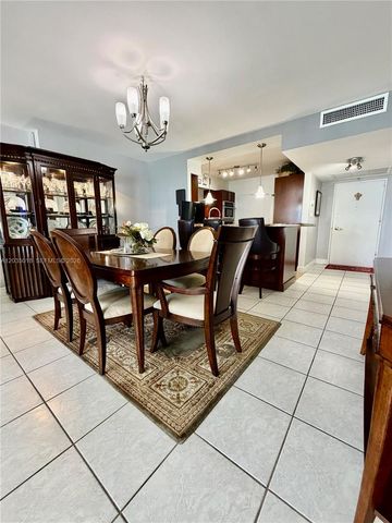 5700 Collins Avenue 14M, Miami Beach, FL 33140