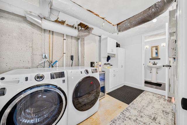 66 Sylvan St 66, Melrose, MA 02176